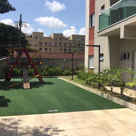 Apartamento Villa Di Fiori Enseada Гуаружа Экстерьер фото